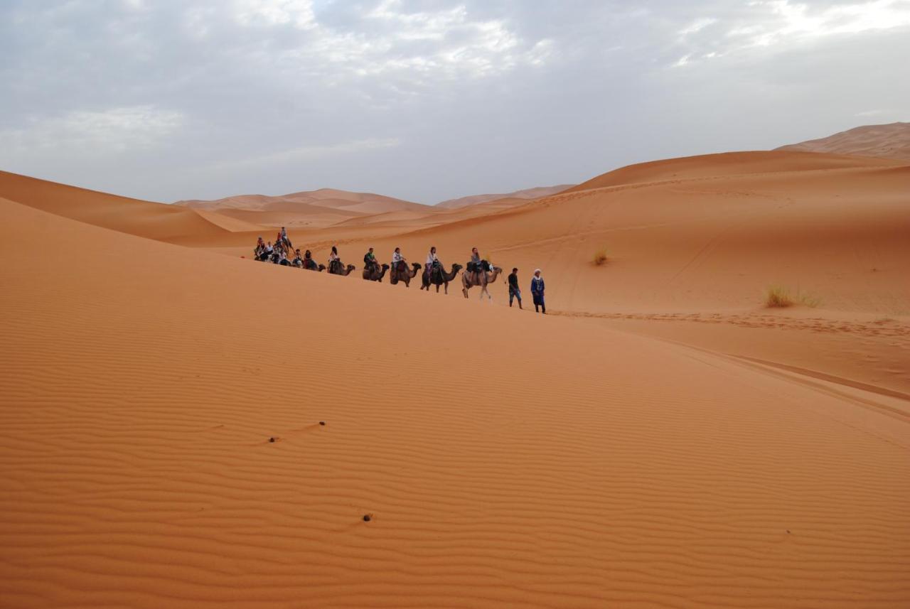 Desert Camel Trekking Camp Merzouga Zewnętrze zdjęcie