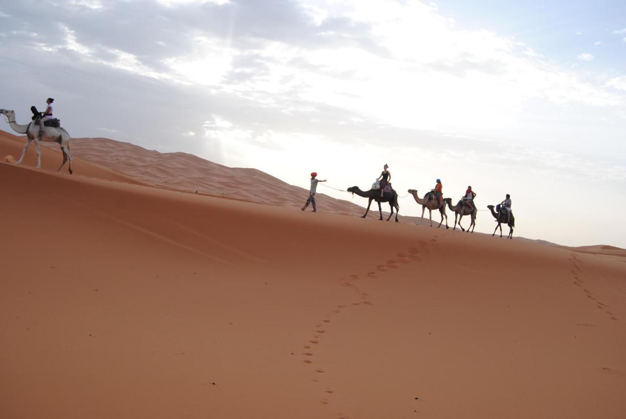 Desert Camel Trekking Camp Merzouga Zewnętrze zdjęcie